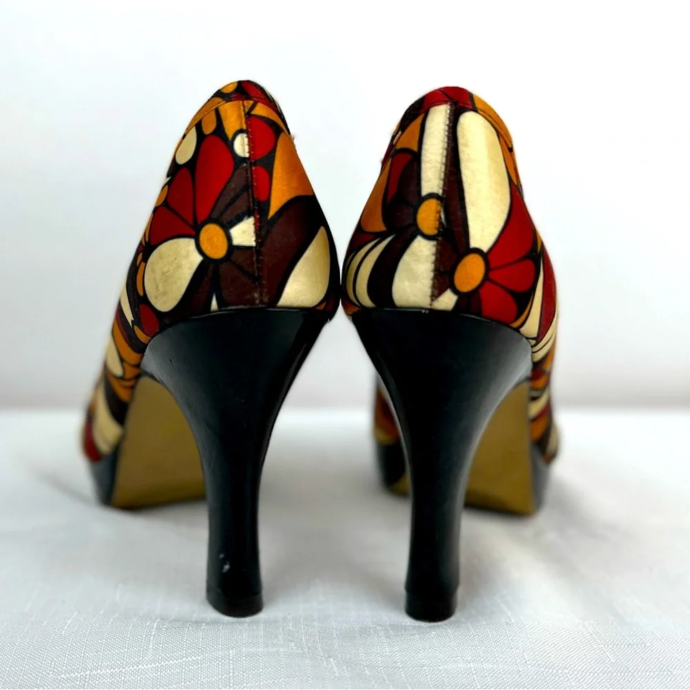 MADDEN GIRL Laureen Bold Multi Color 4” Pump Heel Retro style peep toe s… - Picture 5 of 8